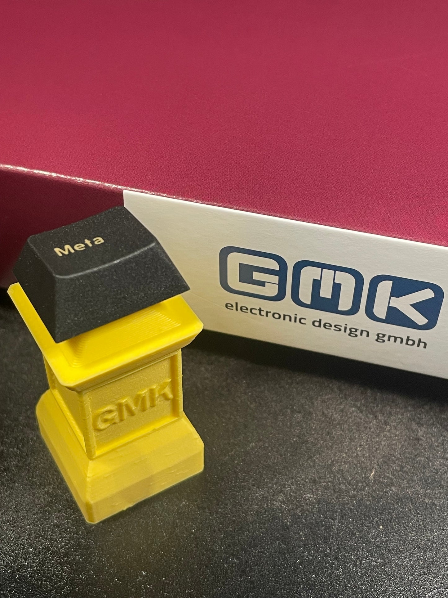 Customizable Keycap Plinth