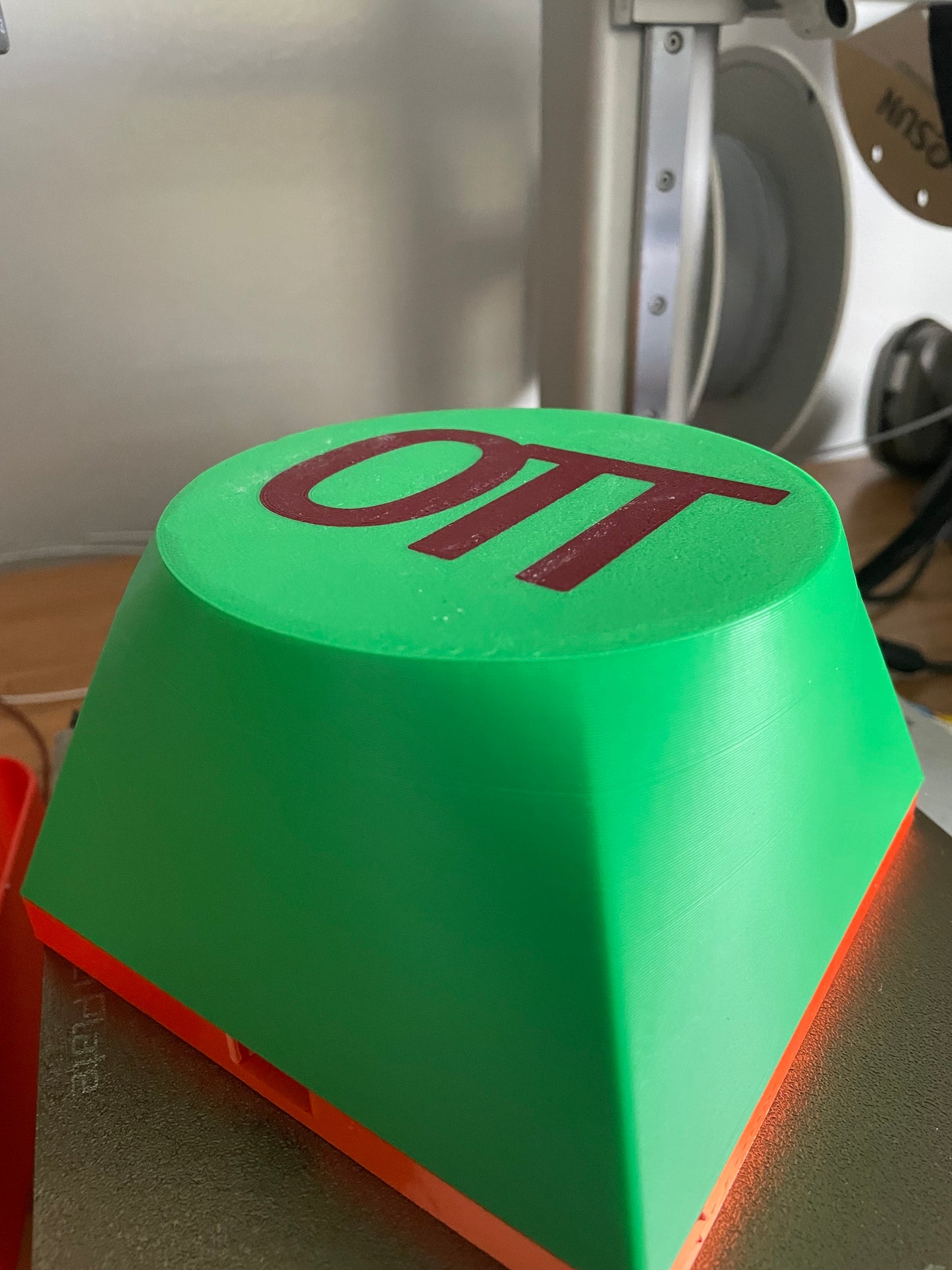 Customizable Giant Keycap with or without lid.